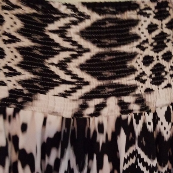 Strapless sundress. - Picture 3 of 4